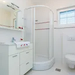 One-bedroom In アパート