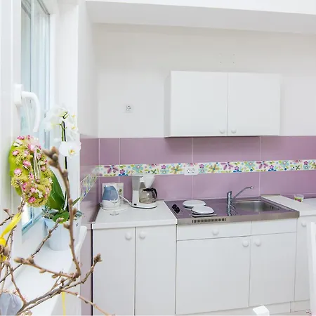 1 Bedroom Gorgeous In *